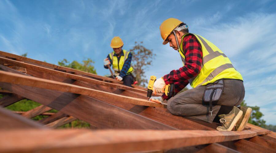 Professional residential roofers in Evansville, IL